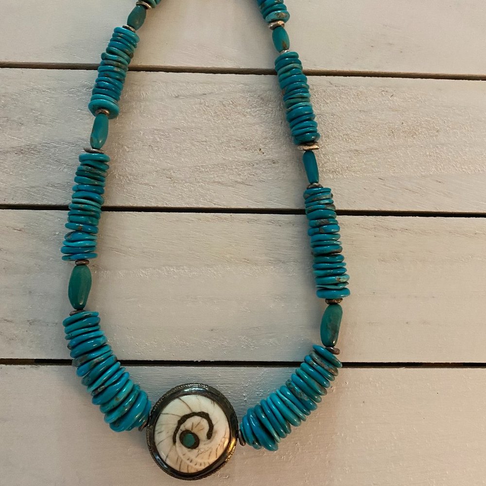 Turquoise Beaded Necklace